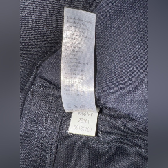 Spanx Women's Black Jeggings. Size M. GUC - Picture 9 of 9